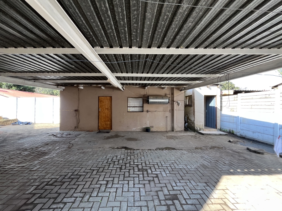 3 Bedroom Property for Sale in Geelhoutpark North West